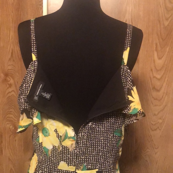 Pretty Flowing Dress by INC International Concepts Size 12 - Picture 9 of 17